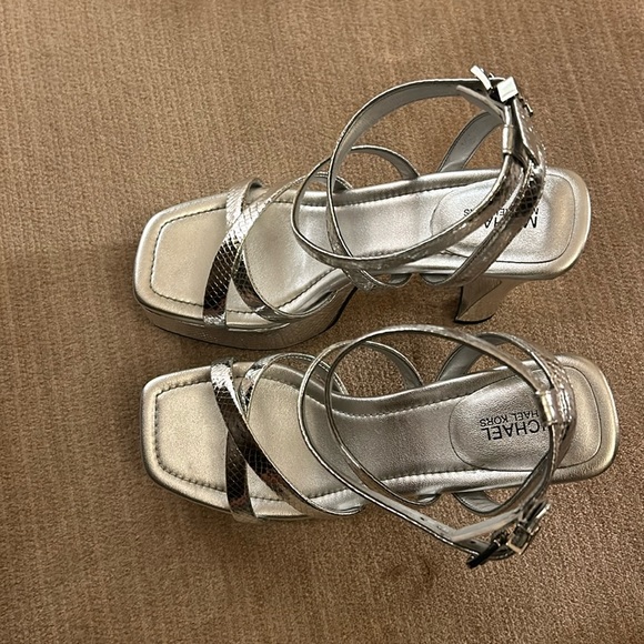 Michael Kors silver dress high-heel sandal with leather rubber sole - Picture 1 of 4